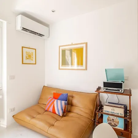 Apartment Sunset House - San Paolo Rom